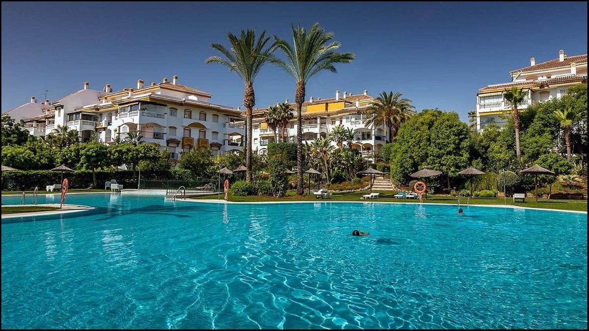 Lovely In Dama De Noche * Marbella